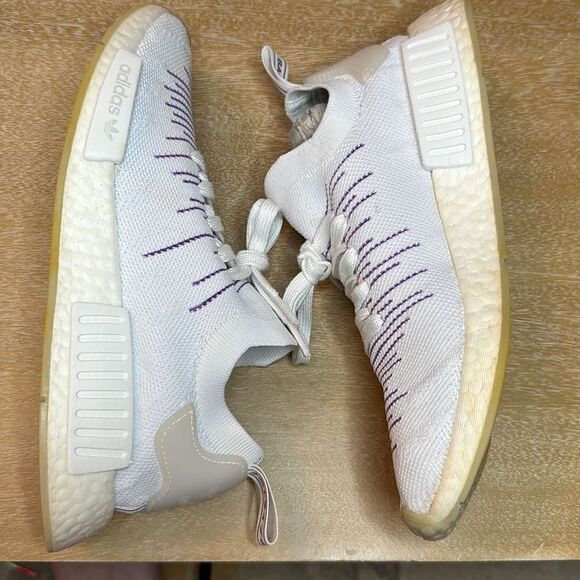 Adidas NMD_R1 STLT - Picture 4 of 11